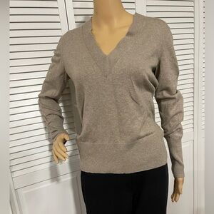 V-Neck Long Sleeve Women's Sweater in Taupe